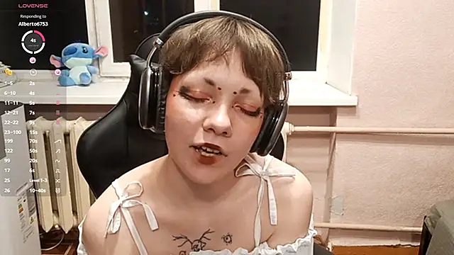 ChaeTrier online show from 10.04.25