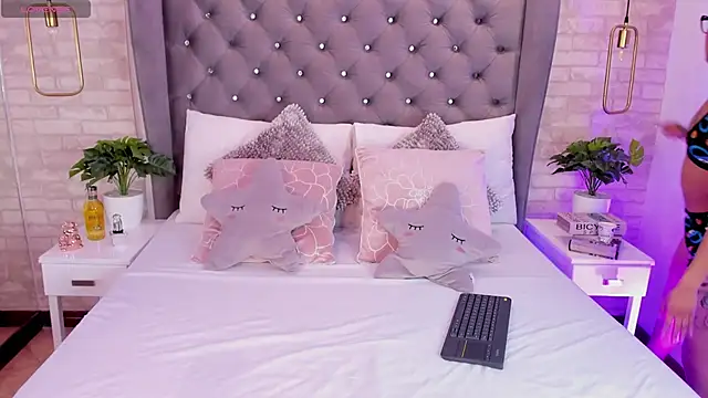 PauVega  online show from 01.18.26