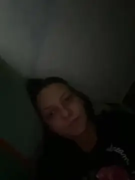 Snapshot of Scarlett28_uk chatting on 10.29.25 Scarlett28 uk online show from 10.29.25