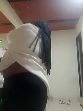 isabella brown1 online show from 01.12.26