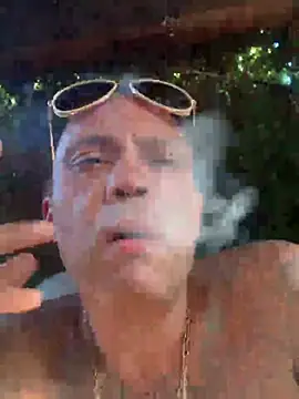 Snapshot of gitanomadrid chatting on 05.29.26 gitanomadrid online show from 05.29.26