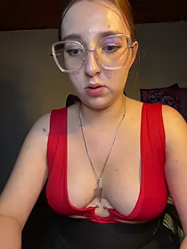 CoraVibes online show from 12.14.25