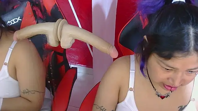 Snapshot of konojan_6 chatting on 10.28.25 konojan 6 online show from 10.28.25