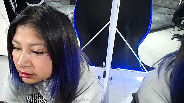 Snapshot of konojan_6 chatting on 11.13.25 konojan 6 online show from 11.13.25