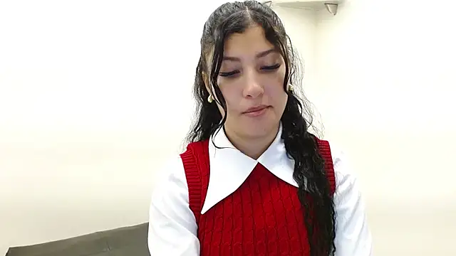 Snapshot of louis_k chatting on 09.30.25 louis k online show from 09.30.25