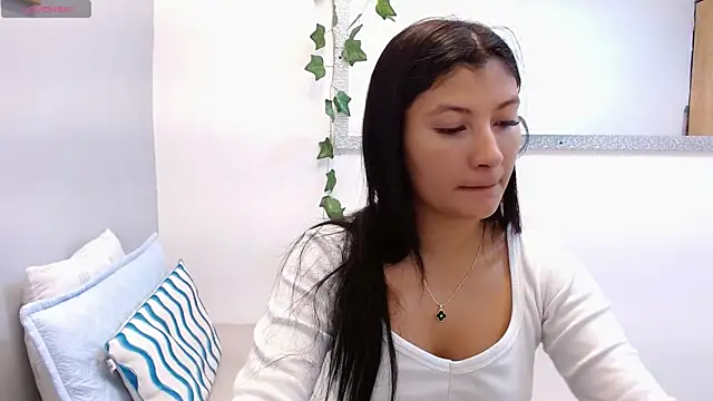 Snapshot of louis_k chatting on 02.20.26 louis k online show from 02.20.26