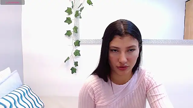 Snapshot of louis_k chatting on 02.27.26 louis k online show from 02.27.26