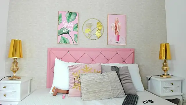 Zahara  18 online show from 09.26.25