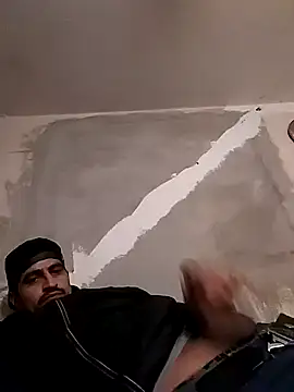 Snapshot of Arce92 chatting on 12.21.25 Arce92 online show from 12.21.25