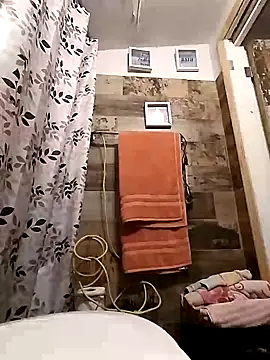 Snapshot of Arce92 chatting on 02.25.26 Arce92 online show from 02.25.26