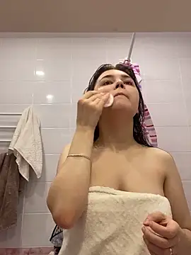 LeksaLove online show from 11.12.25