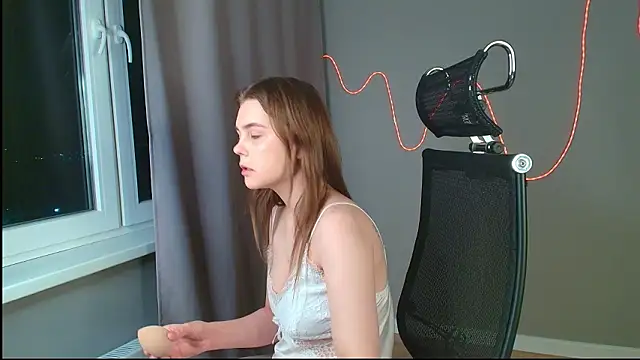 LeksaLove online show from 02.25.26