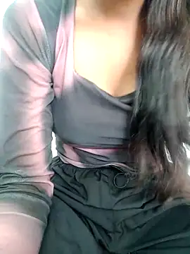 cute parii  online show from 10.01.25