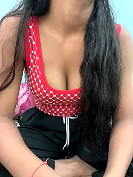 cute parii  online show from 11.04.25