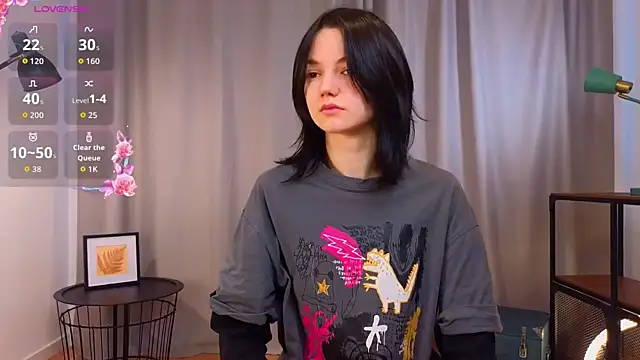 PamilaGrassle online show from 10.05.25