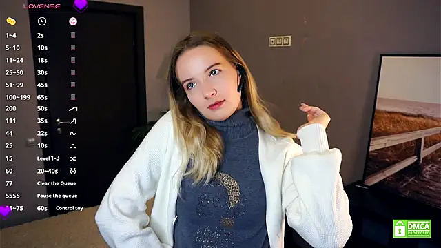 HongTomczak online show from 10.05.25