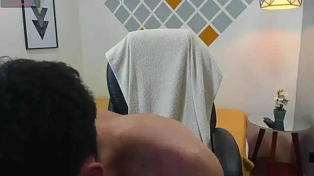 whitebull2606 online show from 10.11.25