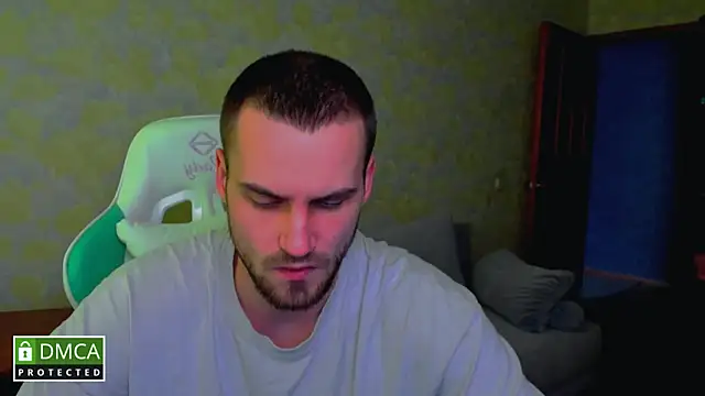 Snapshot of iveran-one chatting on 09.16.25 iveran-one online show from 09.16.25