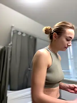 Snapshot of SugarDanger chatting on 11.07.25 SugarDanger online show from 11.07.25