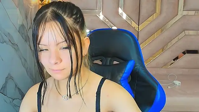 Nanncy r  online show from 09.26.25