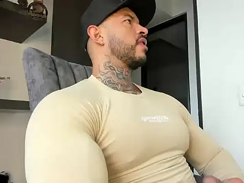 Michael Fame online show from 03.11.26