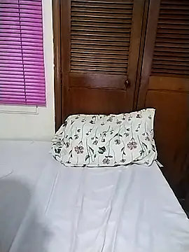 Snapshot of ioto_chiara07 chatting on 10.23.25 ioto chiara07 online show from 10.23.25