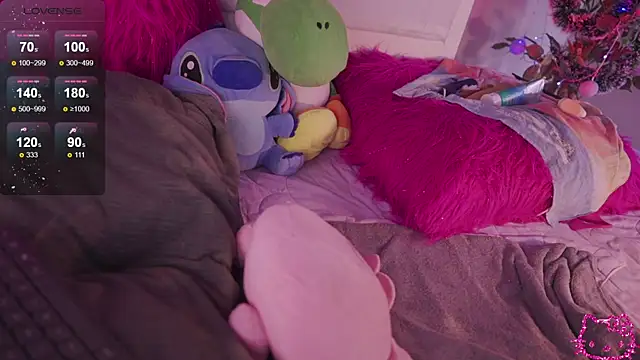  chloe moons  online show from 12.13.25