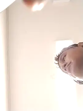 Snapshot of danigarci2307 chatting on 10.20.25 danigarci2307 online show from 10.20.25