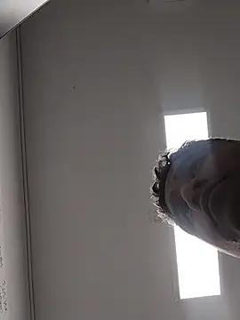 danigarci2307 online show from 11.20.25