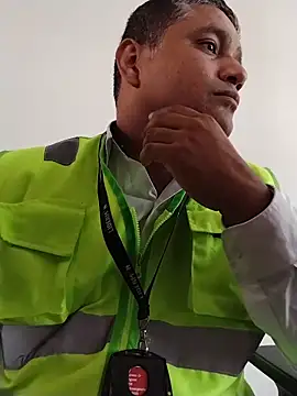 danigarci2307 online show from 12.22.25