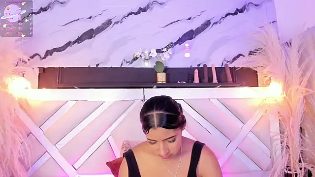 Zoe-Johnson  online show from 05.15.26