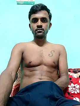 Snapshot of ShinuRoy chatting on 10.04.25 ShinuRoy online show from 10.04.25