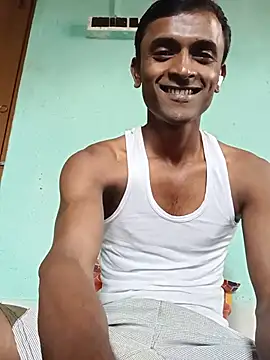 Snapshot of ShinuRoy chatting on 06.19.26 ShinuRoy online show from 06.19.26