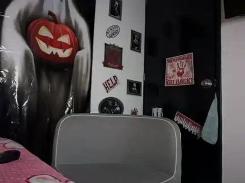 sasha jonne online show from 10.31.25