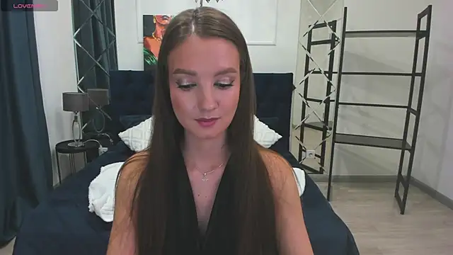 LoraSunnyy online show from 10.15.25