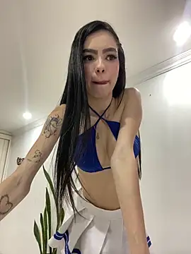 Snapshot of valentinagomez17 chatting on 02.18.26 valentinagomez17 online show from 02.18.26