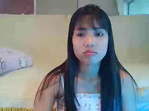 AnnewithanE online show from 10.13.25