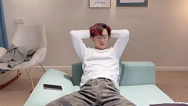 STxuguanhan online show from 10.14.25