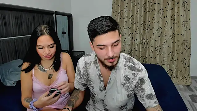 Snapshot of LeoHeat chatting on 11.07.25 LeoHeat online show from 11.07.25