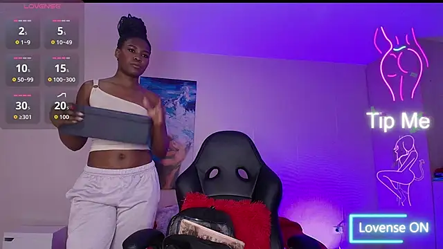 Snapshot of CandyFever_Eup chatting on 11.05.25 CandyFever Eup online show from 11.05.25