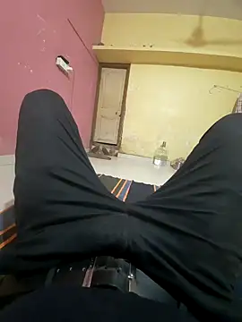 Snapshot of choot_paglu chatting on 10.12.25 choot paglu online show from 10.12.25