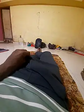 Snapshot of choot_paglu chatting on 10.27.25 choot paglu online show from 10.27.25