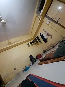 Snapshot of choot_paglu chatting on 10.31.25 choot paglu online show from 10.31.25