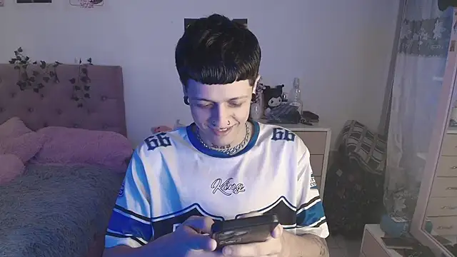 2cyboy  online show from 09.27.25