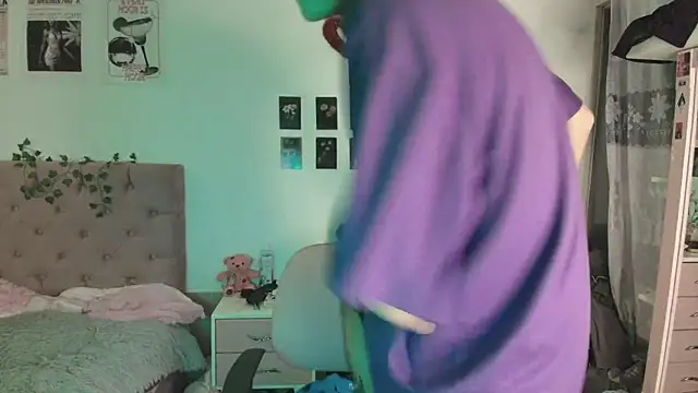 2cyboy  online show from 09.29.25