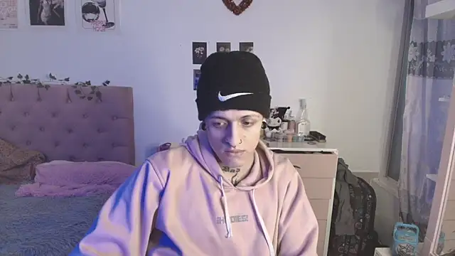 2cyboy  online show from 10.13.25