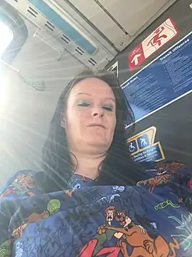 Snapshot of sinfful-secrets@xh chatting on 10.15.25 sinfful-secretsxh online show from 10.15.25