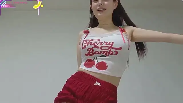 Snapshot of Mike-ch- chatting on 10.11.25 Mike-ch- online show from 10.11.25