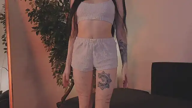 Loona Eclipse online show from 01.17.26