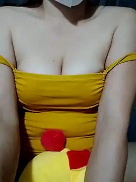 Snapshot of YuchengLy chatting on 09.24.25 YuchengLy online show from 09.24.25